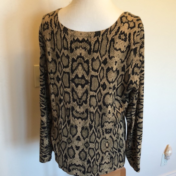 Decarte’ Plus Size Black/Tan Sequenced Top - Picture 4 of 6